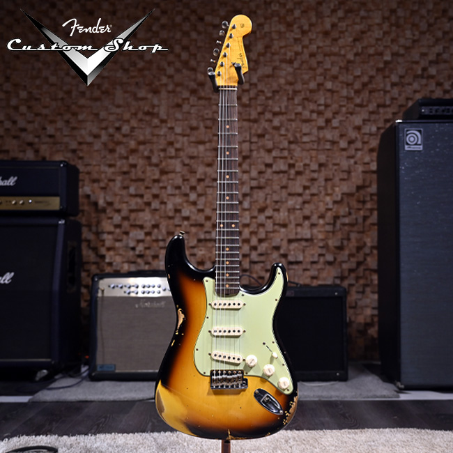 펜더 Custom Shop 61 Stratocaster Heavy Relic