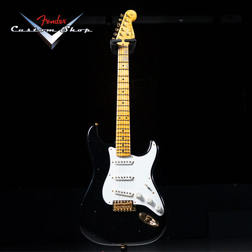 펜더 F24 Limited Edition 70th Anniversary 1954 Stratocaster Gold Hardware Journeyman/Closet Classic