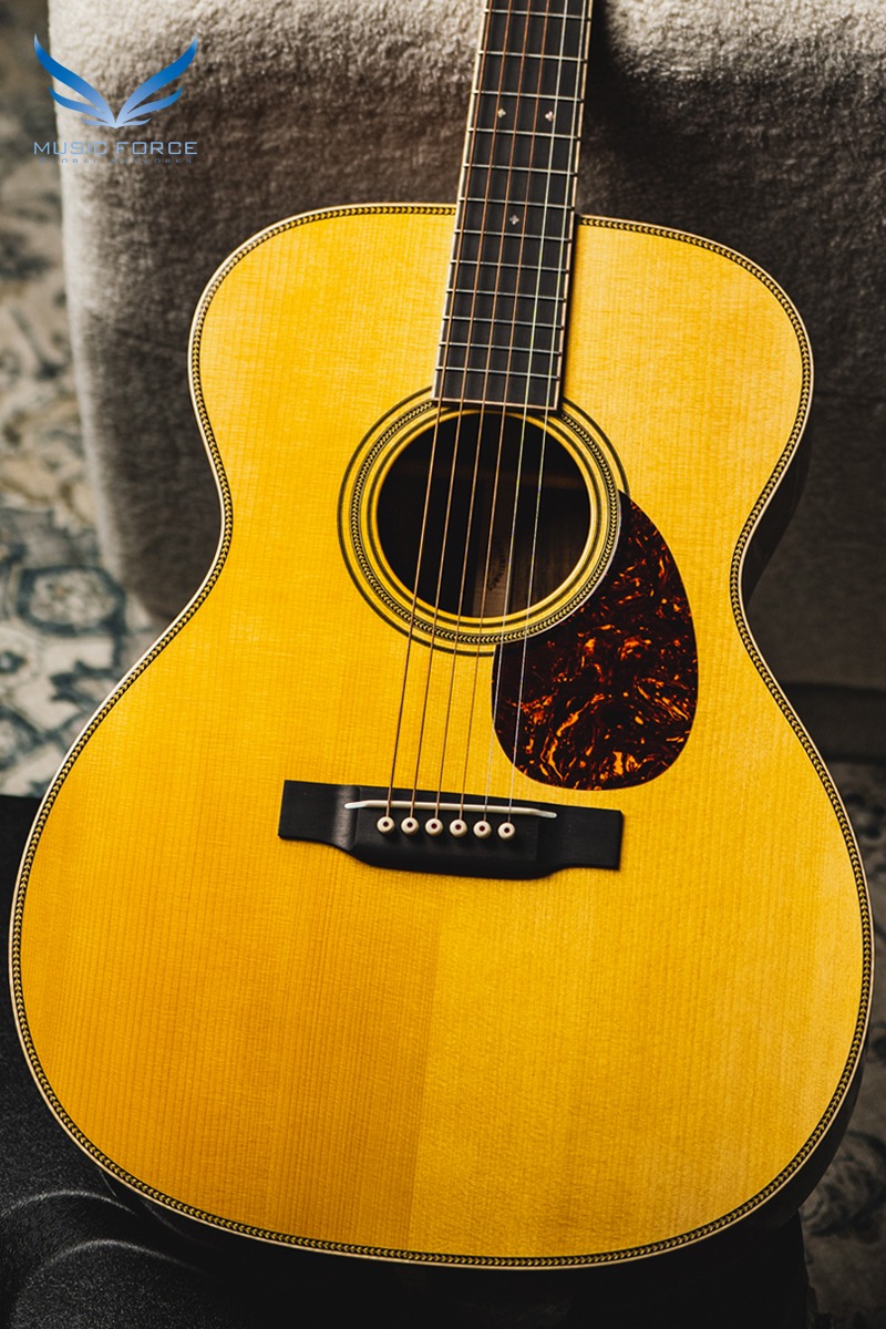 마틴 Custom Shop OM-28