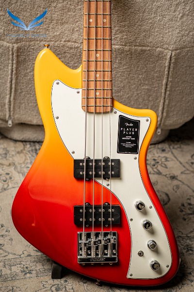 펜더 Player Plus Active Meteora Bass