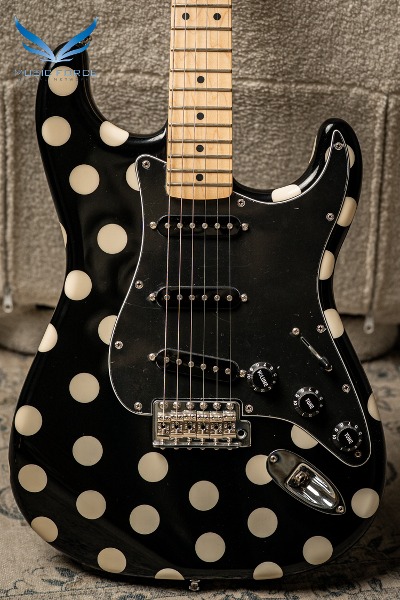 펜더 Artist Buddy Guy Standard Stratocaster