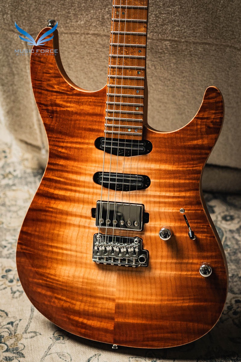 마요네스 Aquila Emory 6 Alex Hutchings Signature