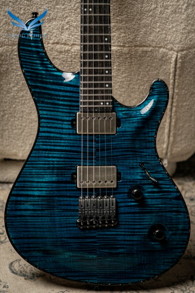 마요네스 Regius Core 6