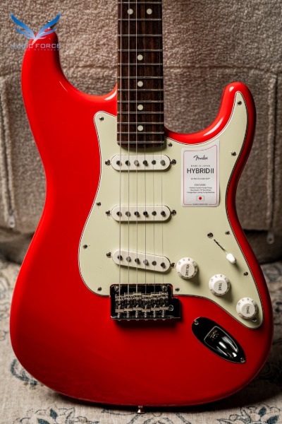 펜더 Hybrid II Stratocaster SSS